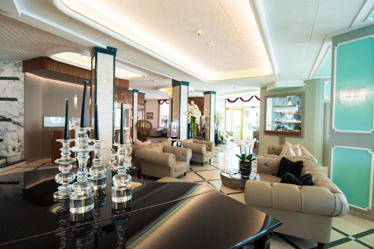 Hotel Carlton Лидо-ди-Езоло Экстерьер фото