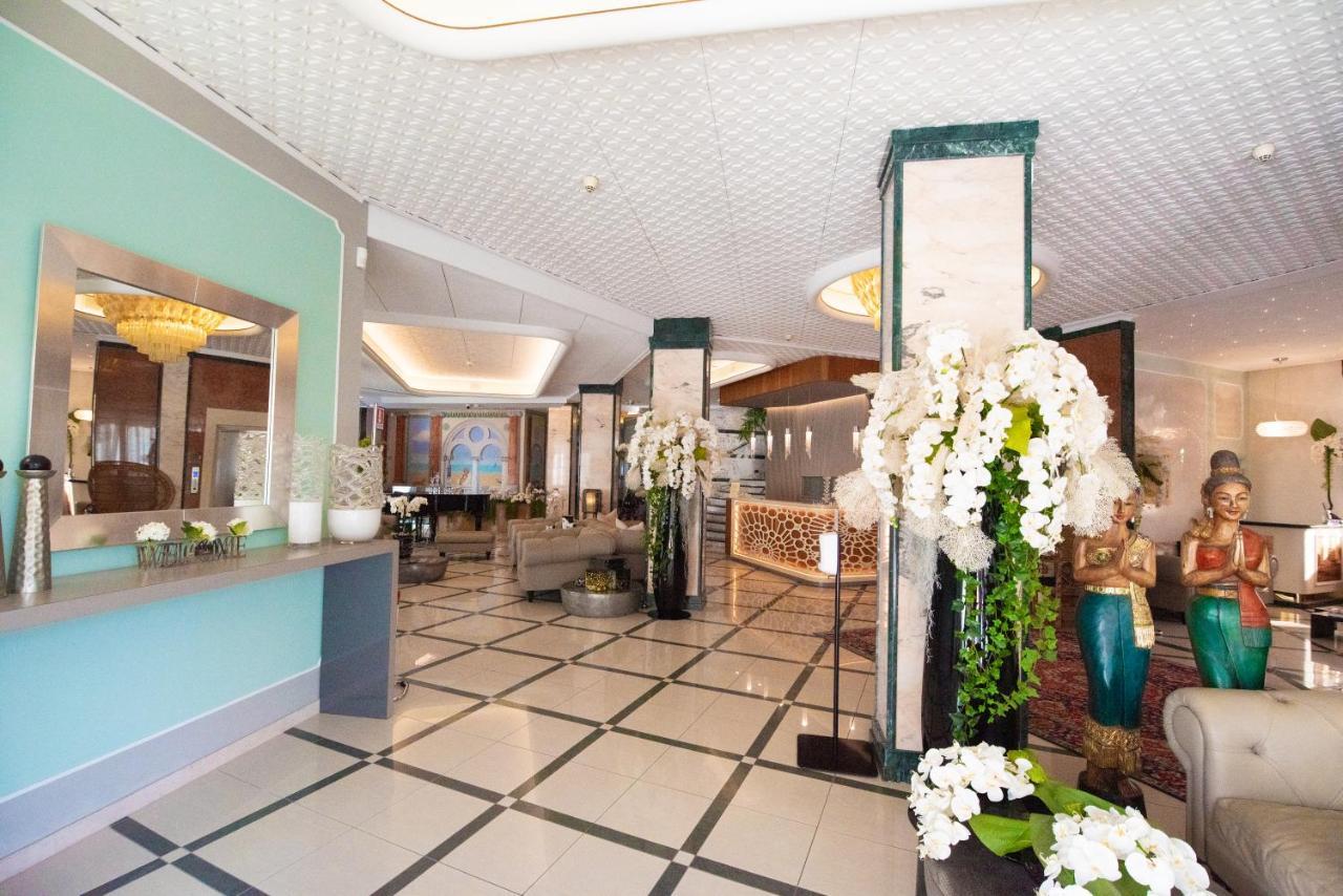 Hotel Carlton Лидо-ди-Езоло Экстерьер фото